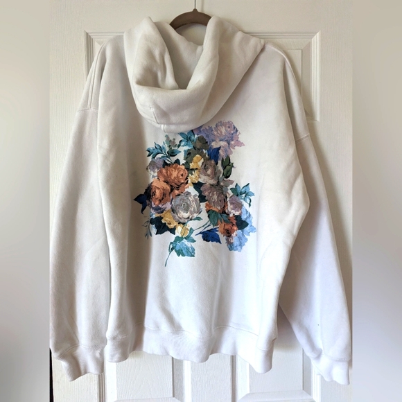 Abercrombie & Fitch Tops - Abercrombie and Fitch Essential Popover Hoodie Floral